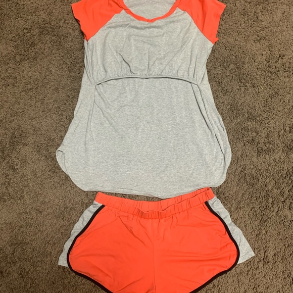 Maternity pajama set - Picture 1 of 6